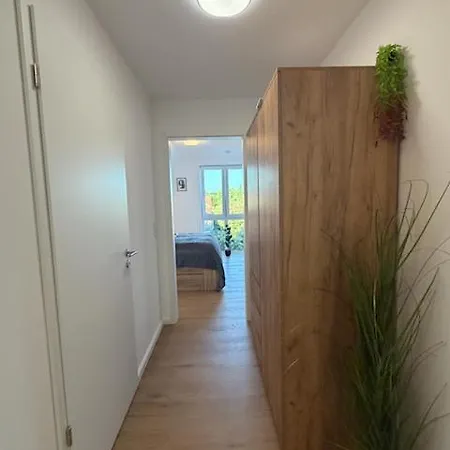 Wohnglueck Nr 2 * Leer